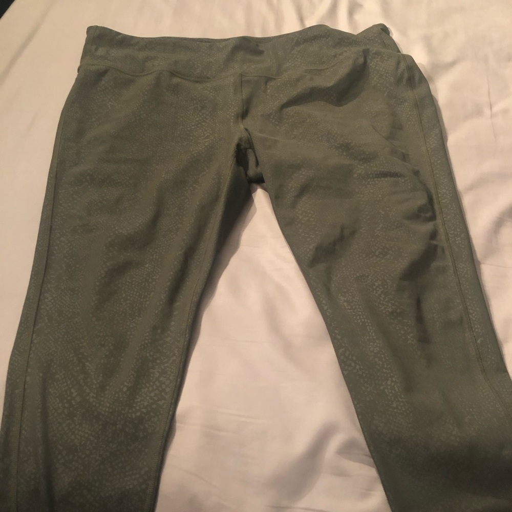 Athleta High Rise Chaturanga Serpent